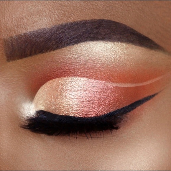 Beauty Bakerie ‘Proof Is In The Puddin’ Palette - Picture 6 of 6